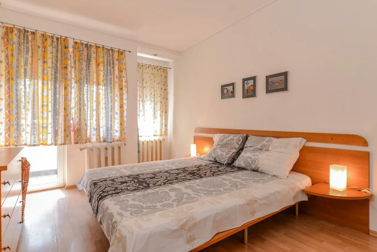 Lion'S Bridge Sunny One Bedroom Apartment Sofia 0*,